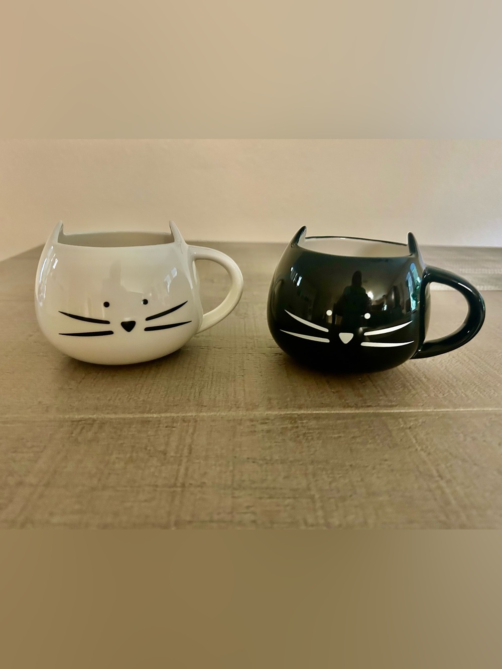 White and Black Cat Ceramic mugs